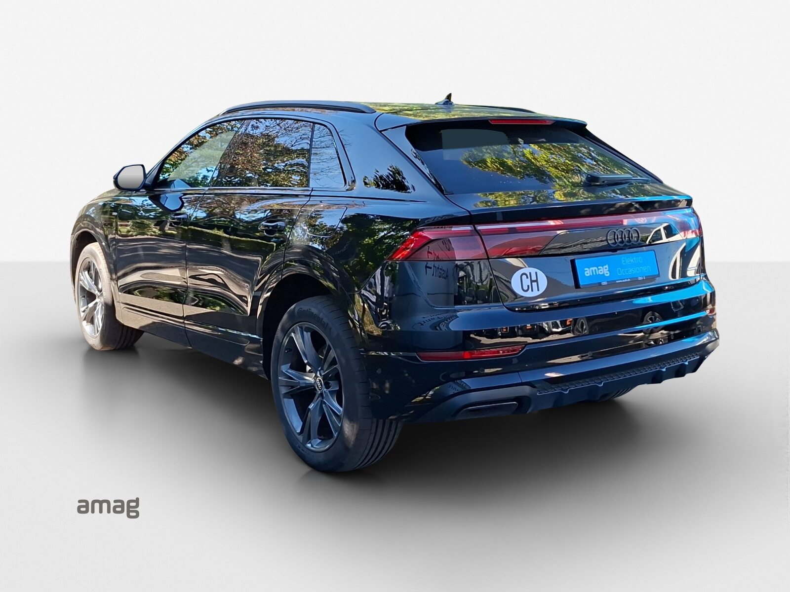 AUDI Q8 SUV TFSI e 290 kW, Full-Hybrid Petrol/Electric, Second hand / Used, Automatic - 3