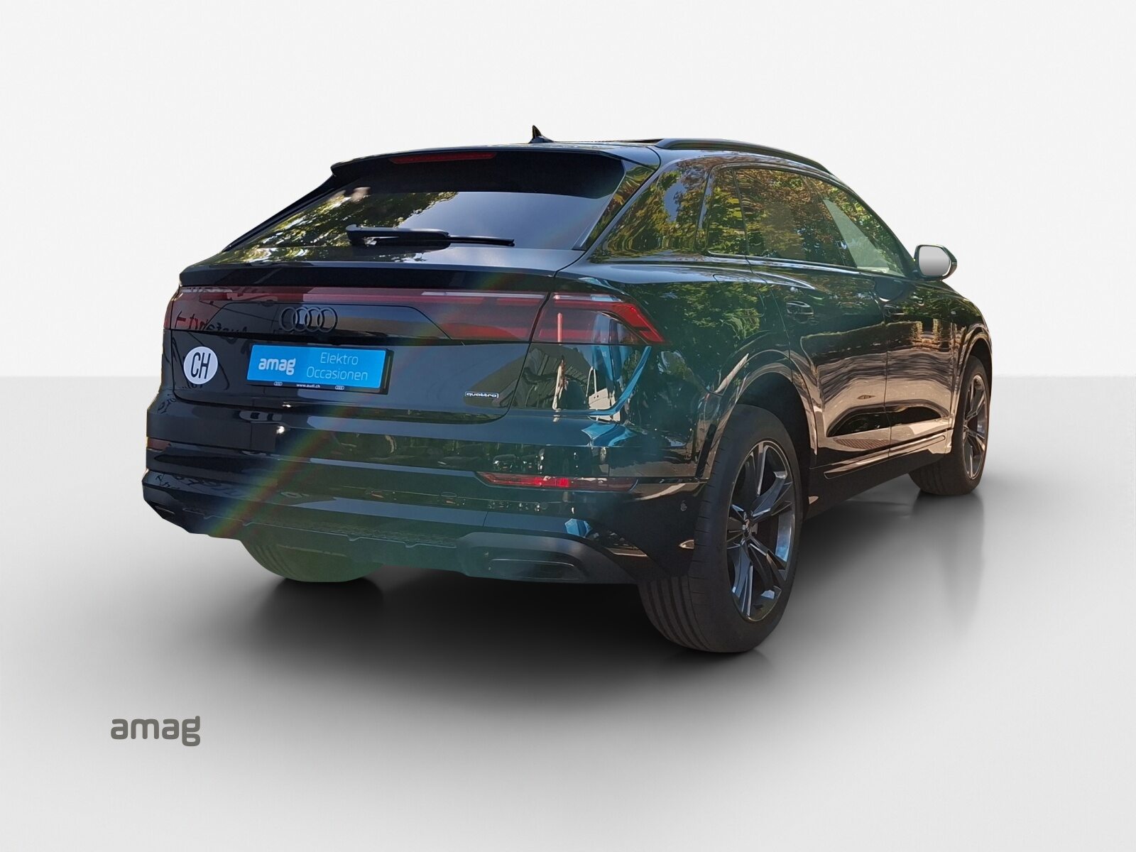 AUDI Q8 SUV TFSI e 290 kW, Full-Hybrid Petrol/Electric, Second hand / Used, Automatic - 5