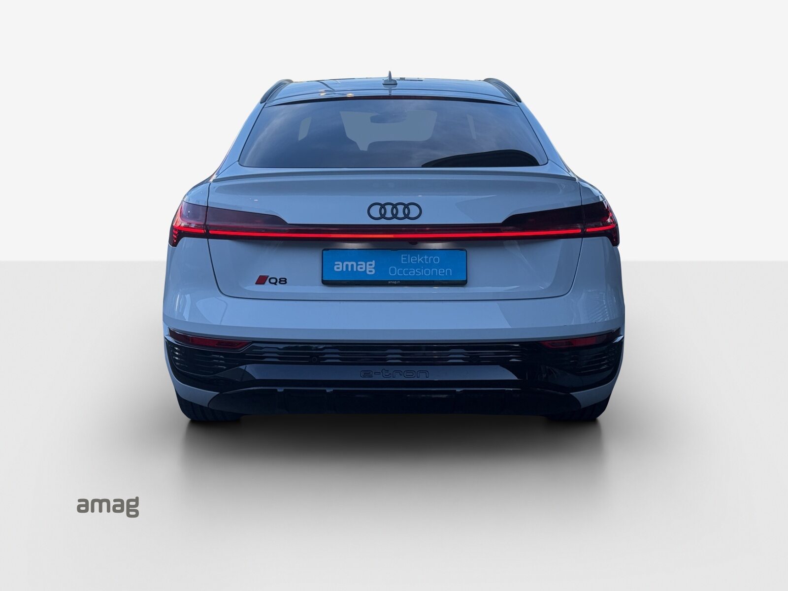 AUDI Q8 Sportback 55 e-tron Black Edition, Électrique, Occasion / Utilisé, Automatique - 4