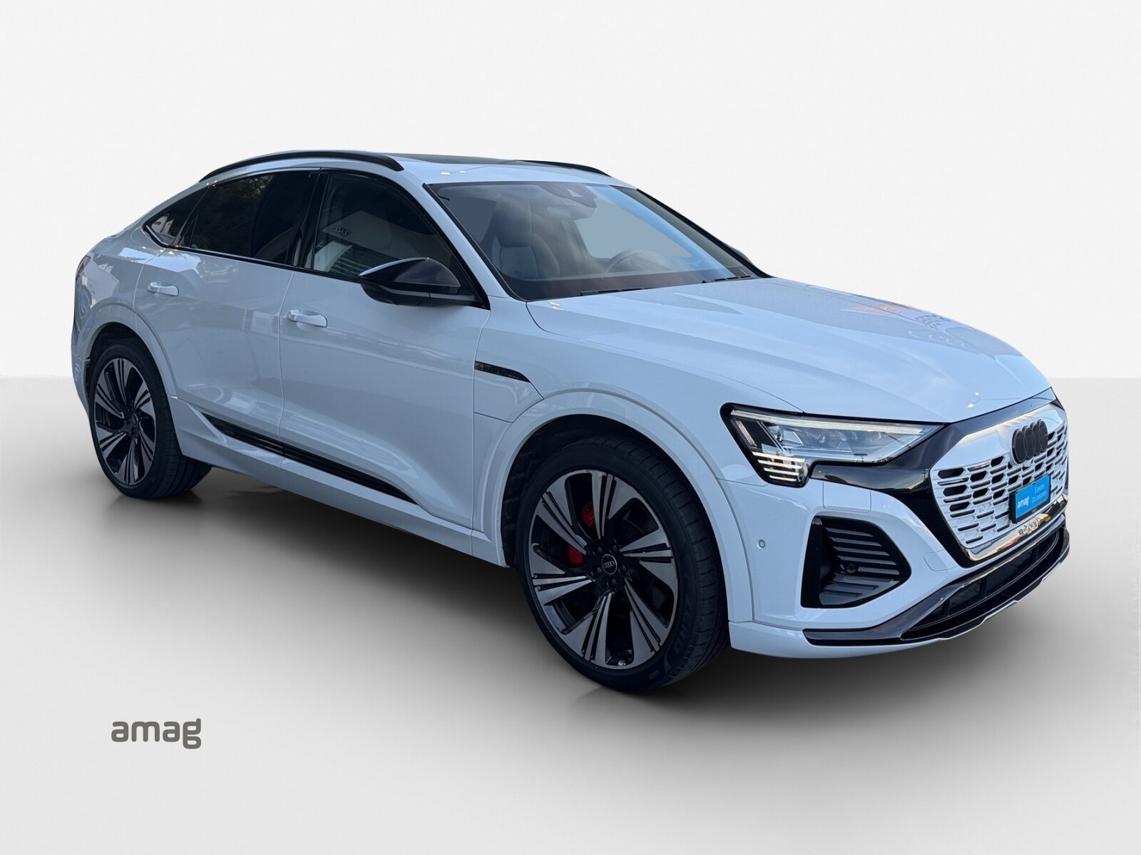 AUDI Q8 Sportback 55 e-tron Black Edition, Électrique, Occasion / Utilisé, Automatique - 6