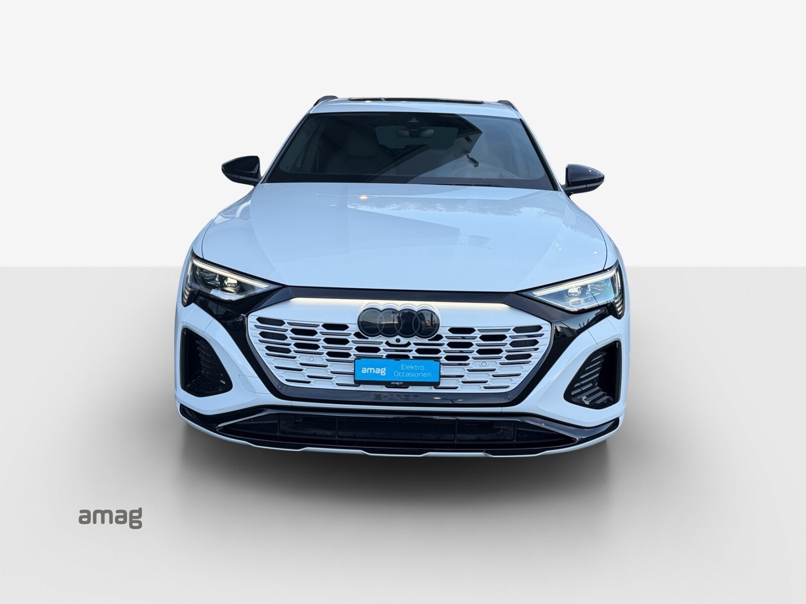 AUDI Q8 Sportback 55 e-tron Black Edition, Électrique, Occasion / Utilisé, Automatique - 7