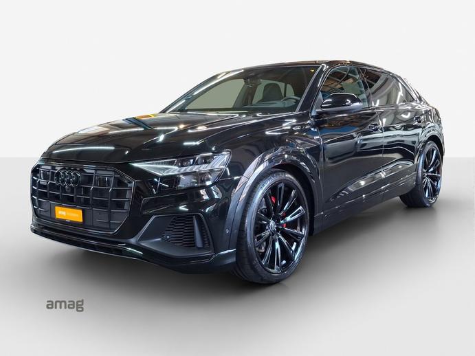 AUDI Q8 55 TFSI, Benzin, Occasion / Gebraucht, Automatik