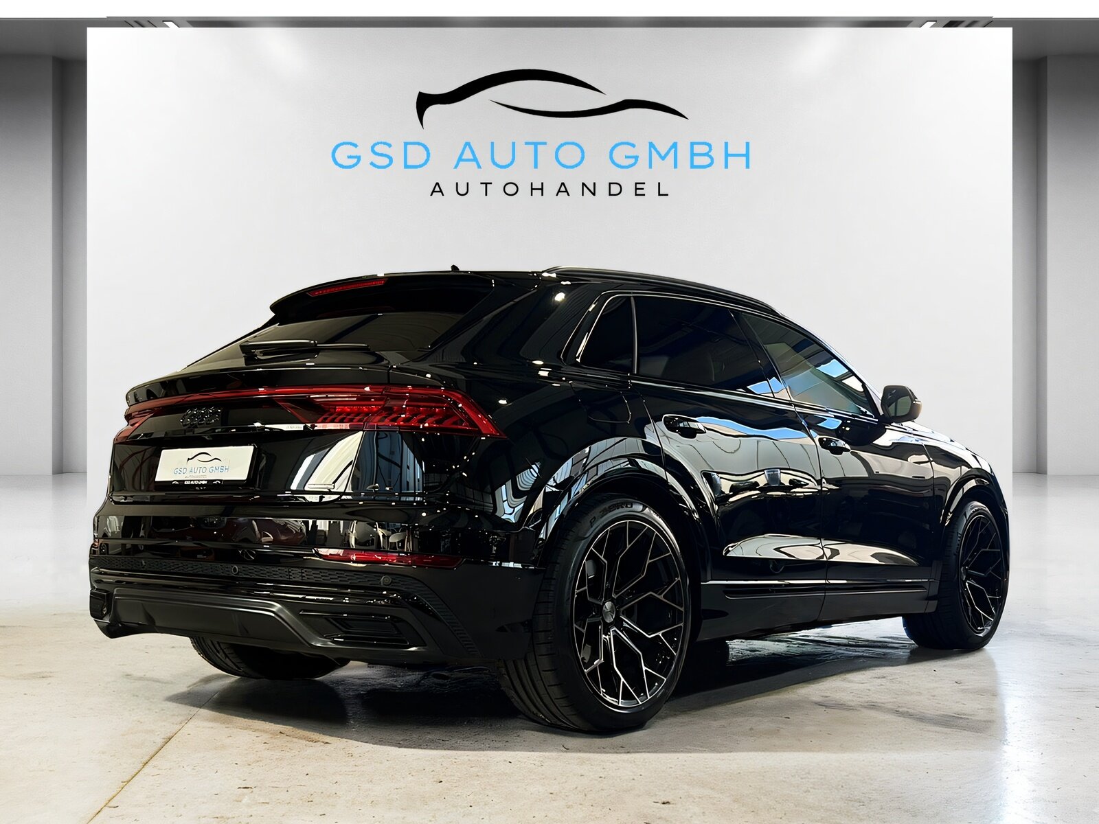 AUDI Q8 55 TFSI qu**S-Sportsitze,Allradlenkung,S-Line,SoftClose,, Hybride Léger Essence/Électricité, Occasion / Utilisé, Automatique - 5