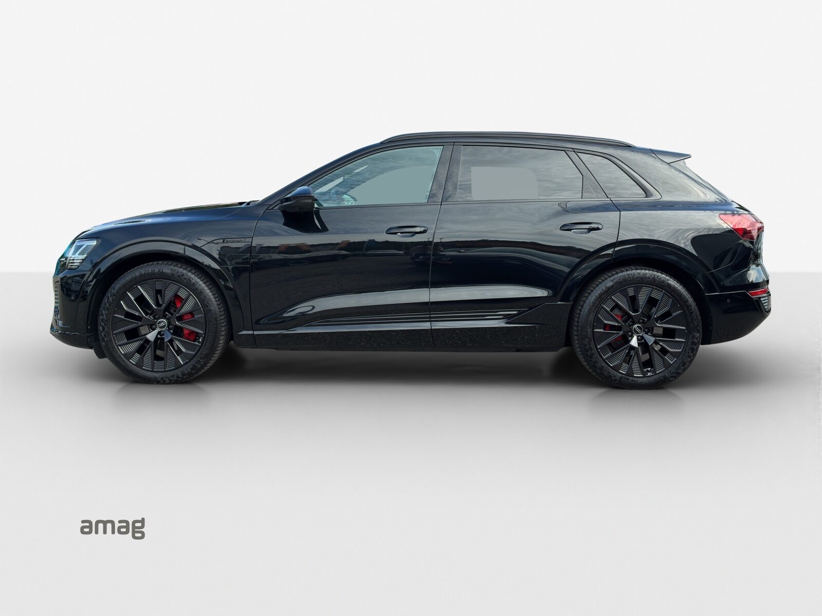 AUDI Q8 55 e-tron Black Edition, Electric, Second hand / Used, Automatic - 2