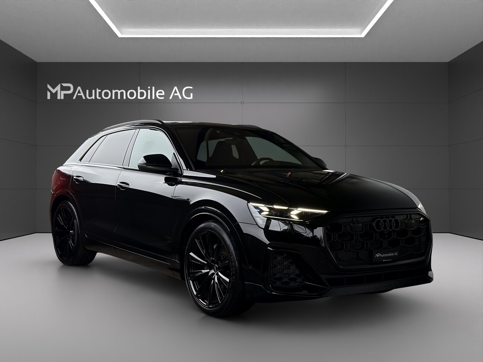 AUDI Q8 SUV 55 TFSI S Line quattro tiptronic, Mild-Hybrid Benzin/Elektro, Occasion / Gebraucht, Automatik - 3