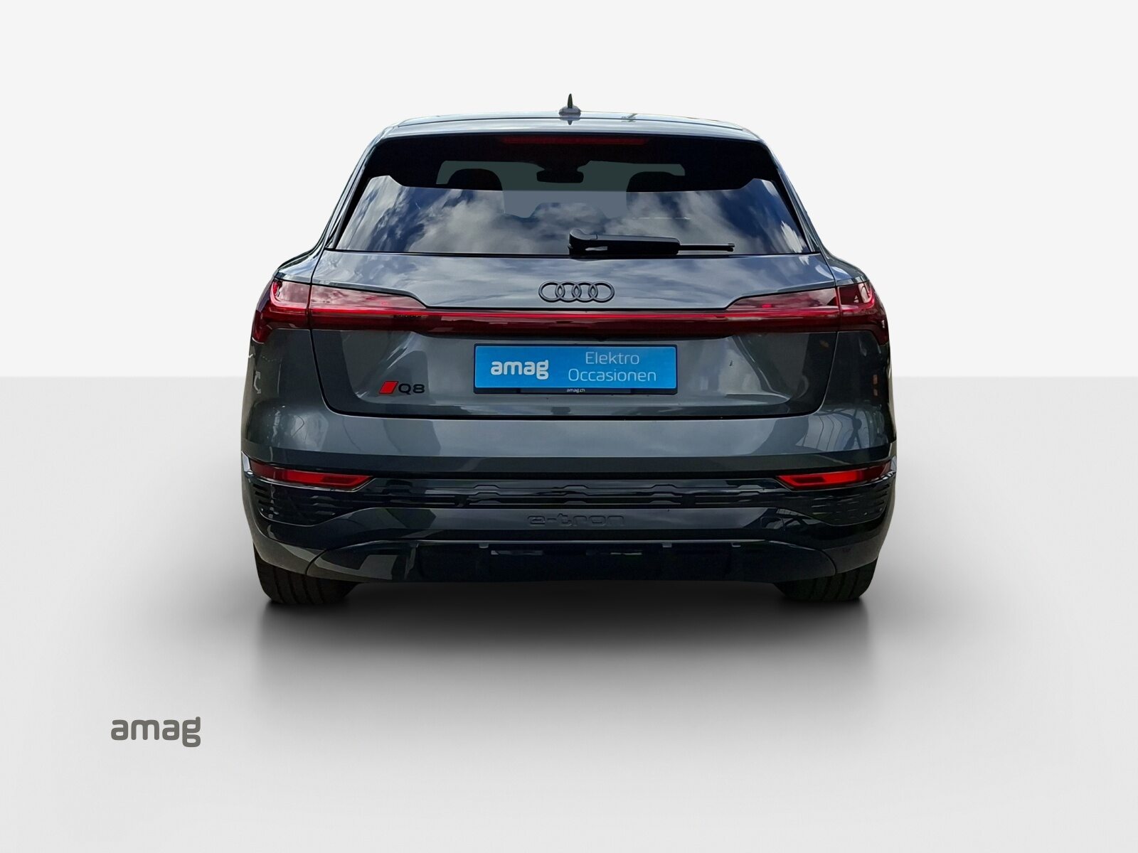 AUDI Q8 55 e-tron Black Edition, Elektro, Occasion / Gebraucht, Automatik - 4