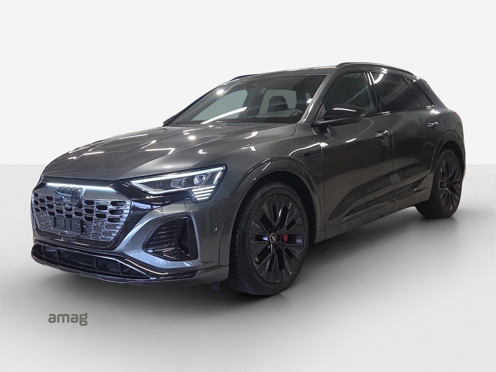 AUDI Q8 55 e-tron Black Edition