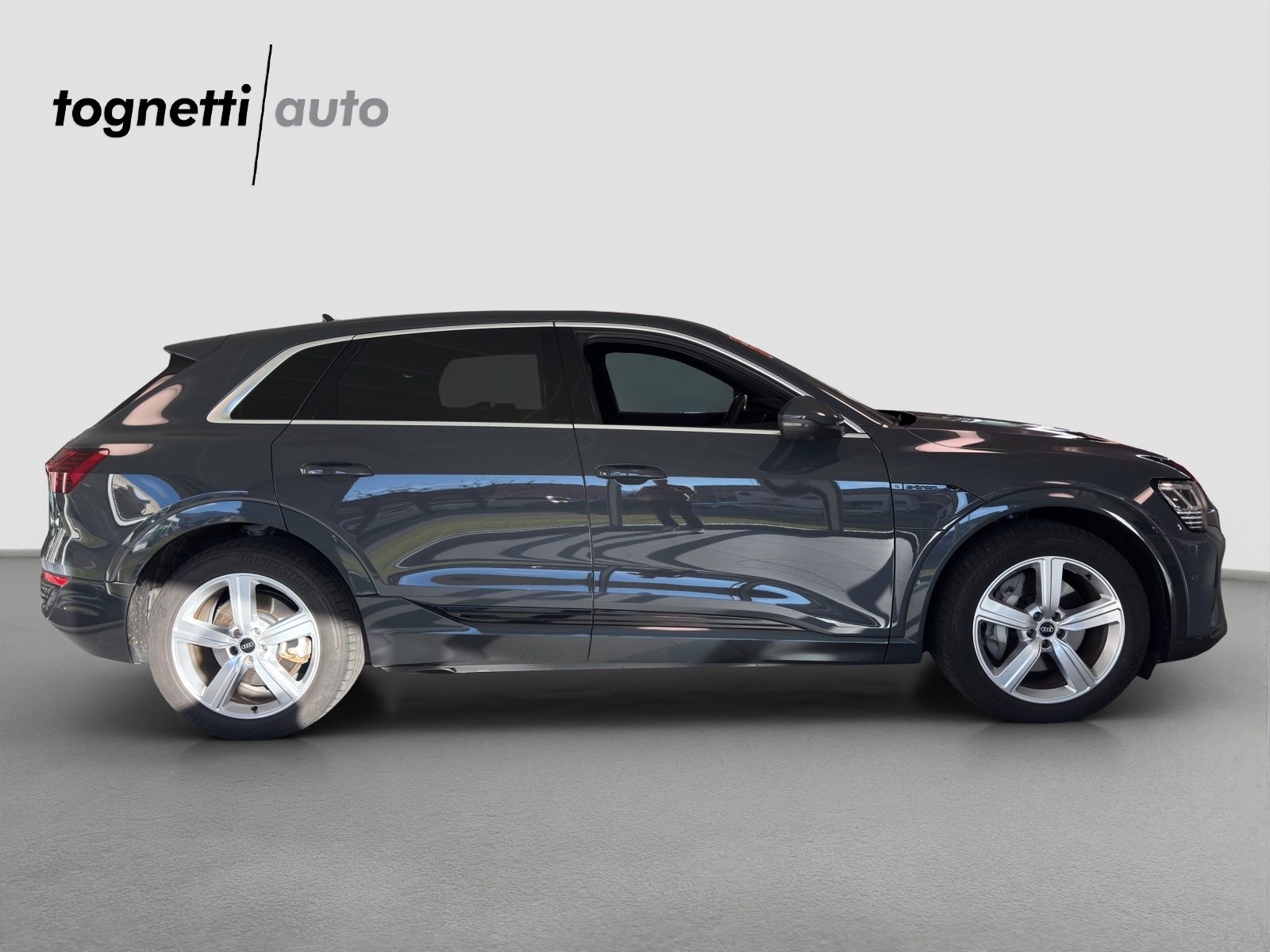 AUDI Q8 50 e-tron advanced, Electric, Ex-demonstrator, Automatic - 3