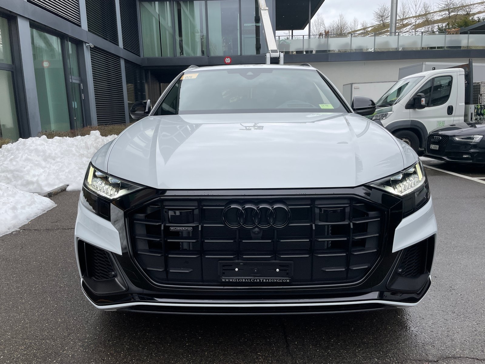 AUDI Q8 60 TFSI e quattro PHEV tiptronic, Hybride Rechargeable Essence/Électricité, Voiture de démonstration, Automatique - 2