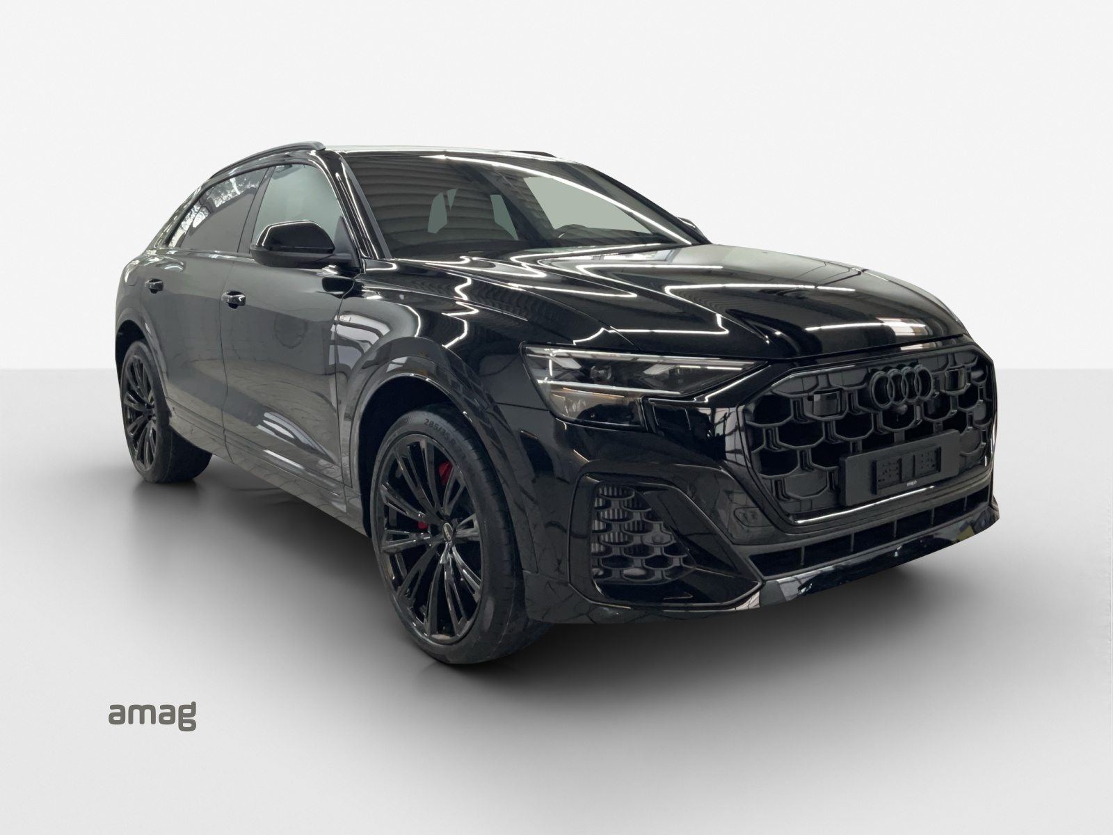 AUDI Q8 SUV TFSI e 290 kW Attraction, Full-Hybrid Petrol/Electric, Ex-demonstrator, Automatic - 6