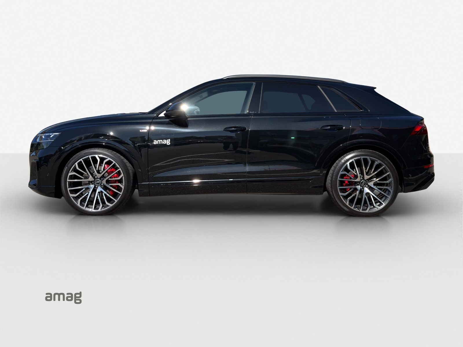 AUDI Q8 SUV TFSI e 290 kW Attraction, Voll-Hybrid Benzin/Elektro, Vorführwagen, Automatik - 2