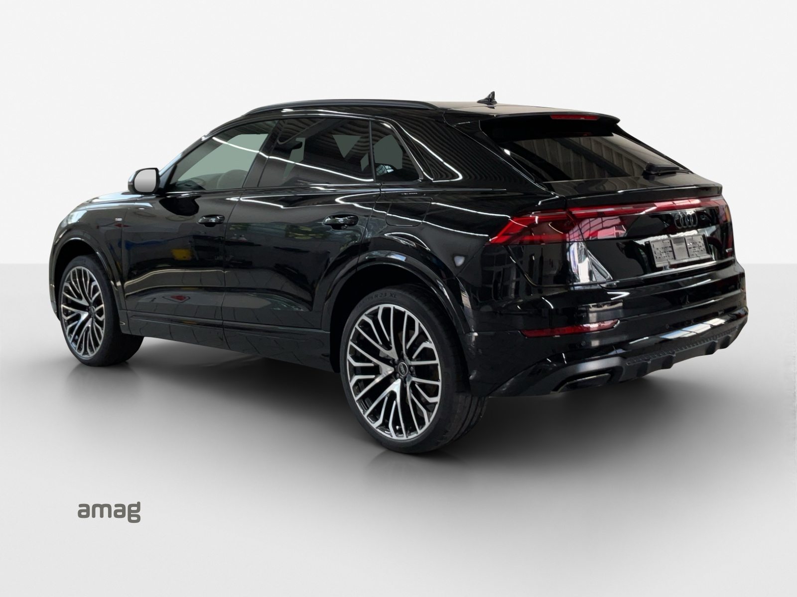 AUDI Q8 SUV 55 TFSI e, Hybride Intégral Essence/Électricité, Voiture de démonstration, Automatique - 3