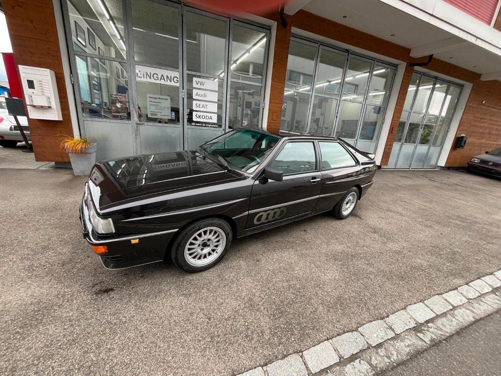 AUDI Quattro, Essence, Occasion / Utilisé, Manuelle - 2