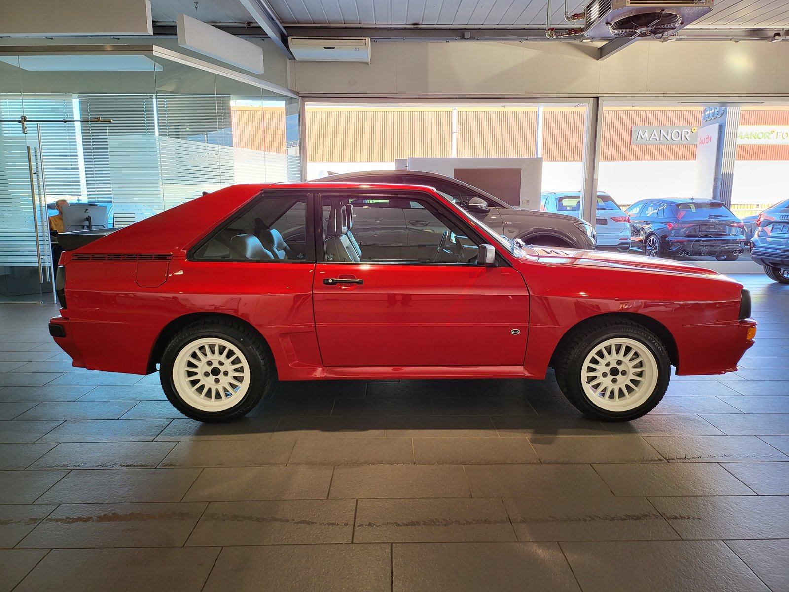 AUDI Sport quattro, Petrol, Second hand / Used, Manual - 5