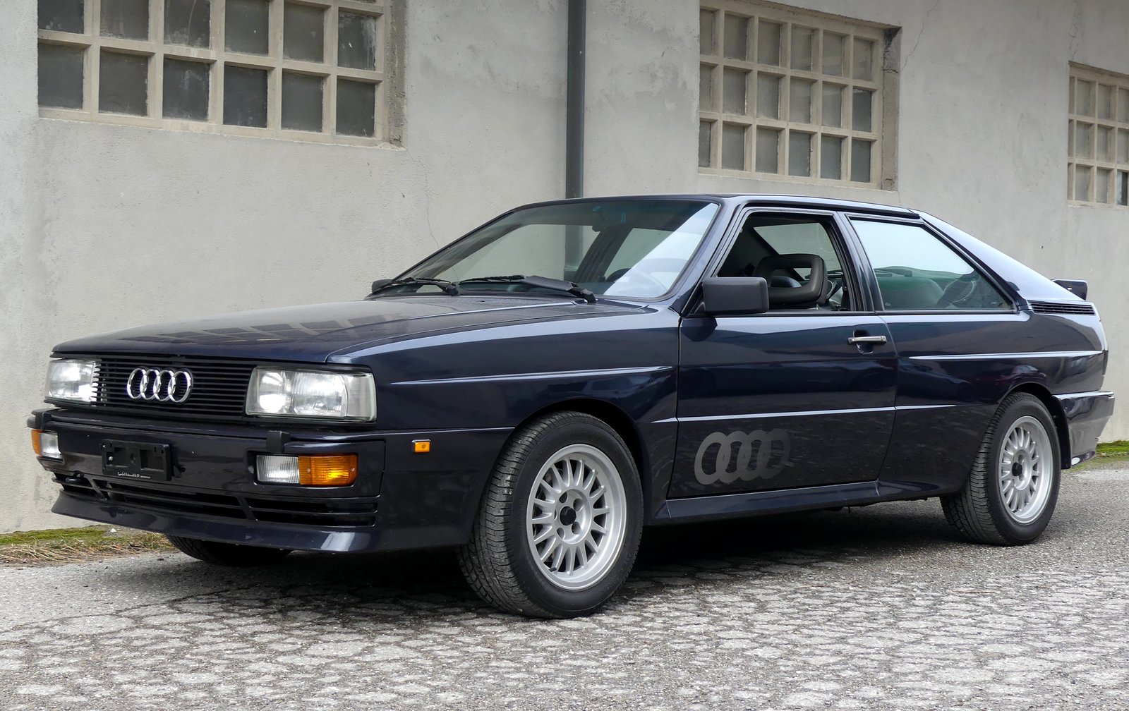 AUDI quattro Turbo Spec. Edit., Petrol, Classic, Manual - 3