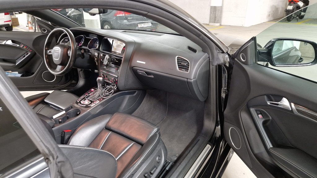 AUDI RS5 Coupé 4.2 V8 FSI quattro S-Tronic, Essence, Occasion / Utilisé, Automatique - 5