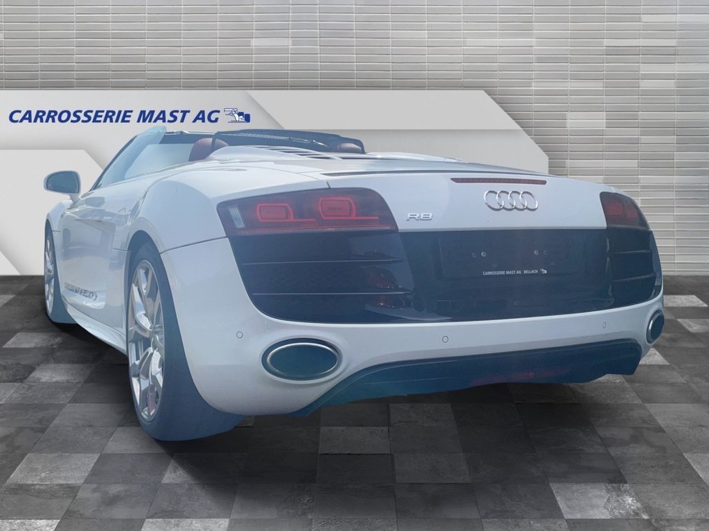 AUDI R8 Spyder 5.2 FSI V10 quattro R-Tronic, Petrol, Second hand / Used, Automatic - 2