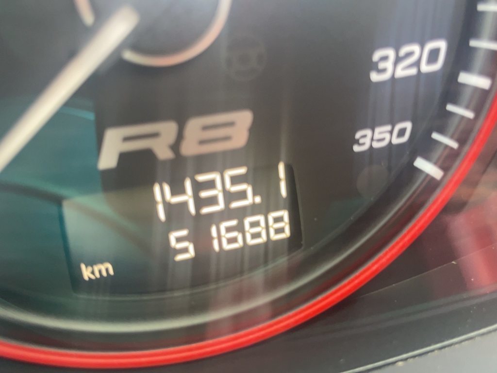 AUDI R8 Spyder 5.2 FSI V10 quattro R-Tronic, Petrol, Second hand / Used, Automatic - 6