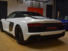 AUDI R8 Spyder S-Tronic, Petrol, Second hand / Used, Automatic - 2