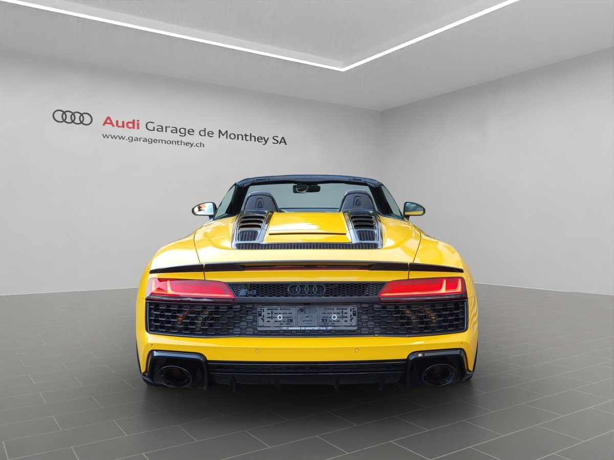 AUDI R8 Spyder performance S-Tronic, Benzin, Occasion / Gebraucht, Automatik - 5