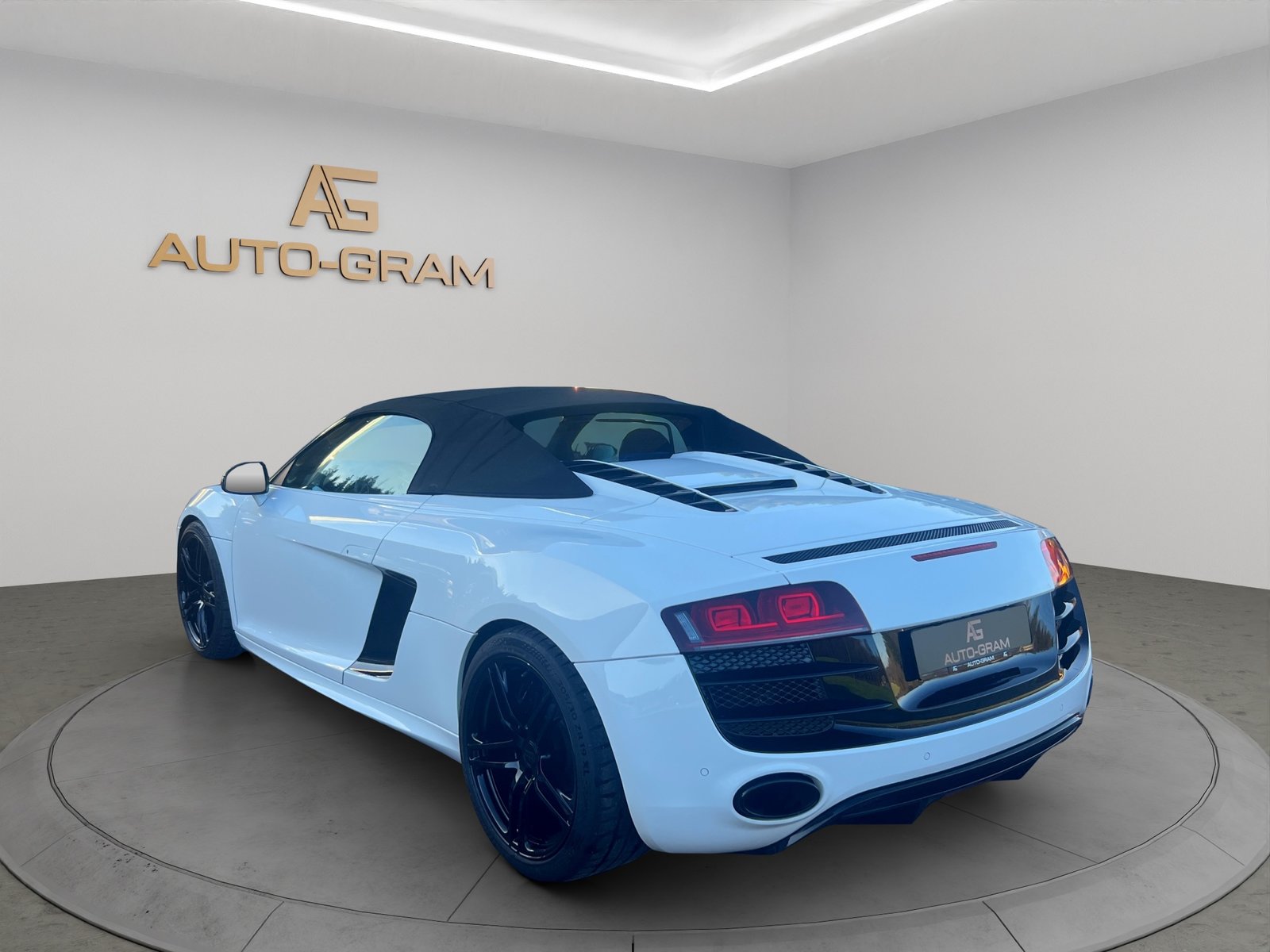 AUDI R8 Spyder 5.2 R-Tronic, Benzina, Occasioni / Usate, Automatico - 3