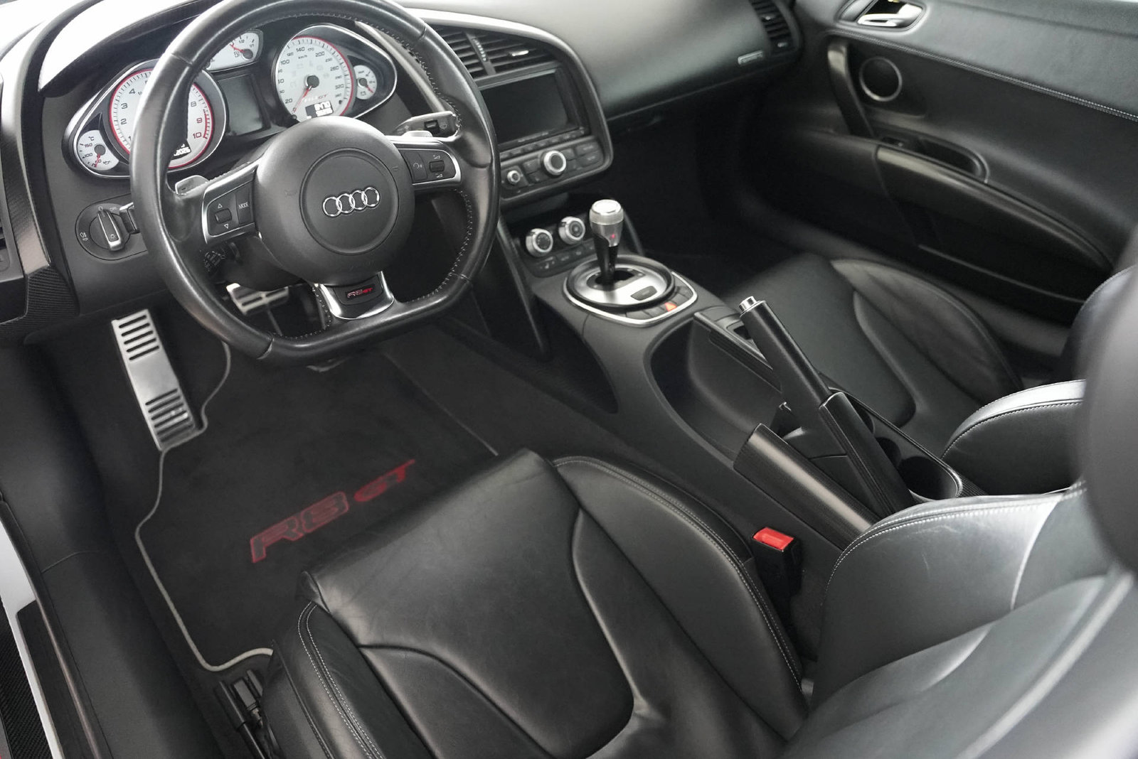 AUDI R8 GT Spyder 5.2 R-Tronic, Petrol, Second hand / Used, Automatic - 7