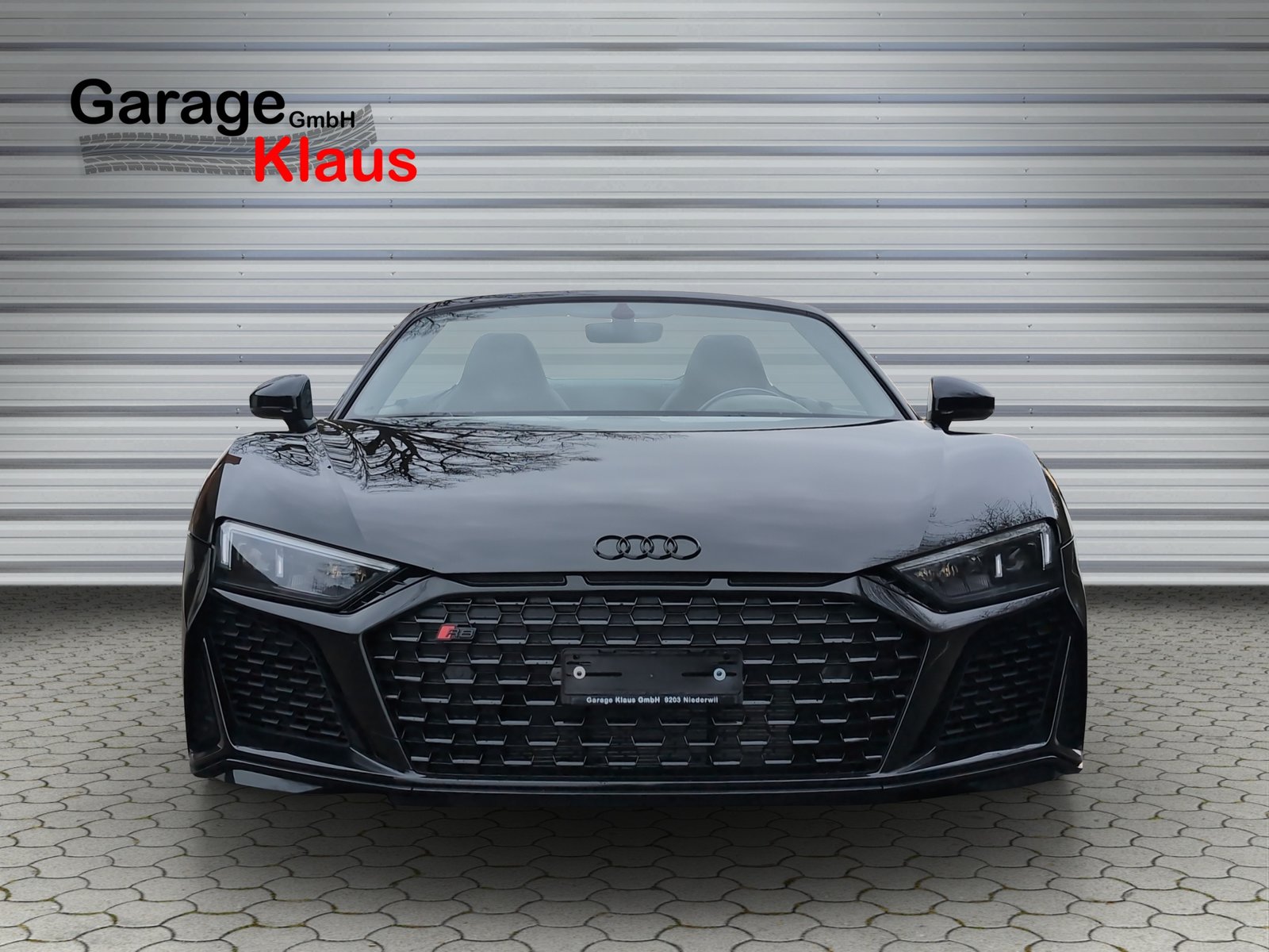 AUDI R8 Spyder RWD S-Tronic, Benzin, Occasion / Gebraucht, Automatik - 2
