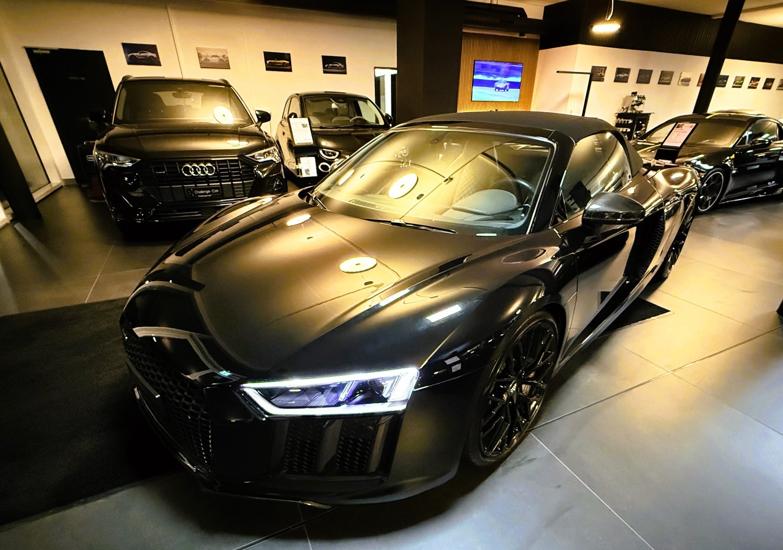 AUDI R8 Spyder 5.2 S-Tronic