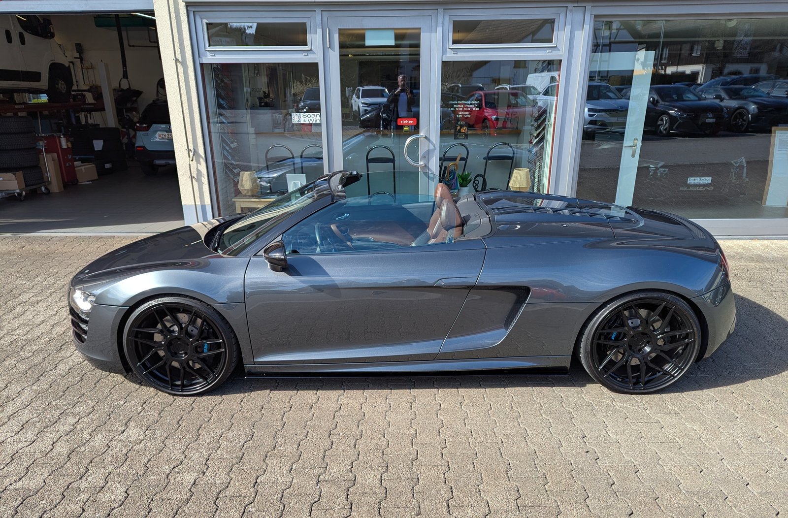 AUDI R8 Spyder 5.2 R-Tronic, Benzin, Occasion / Gebraucht, Automatik - 4
