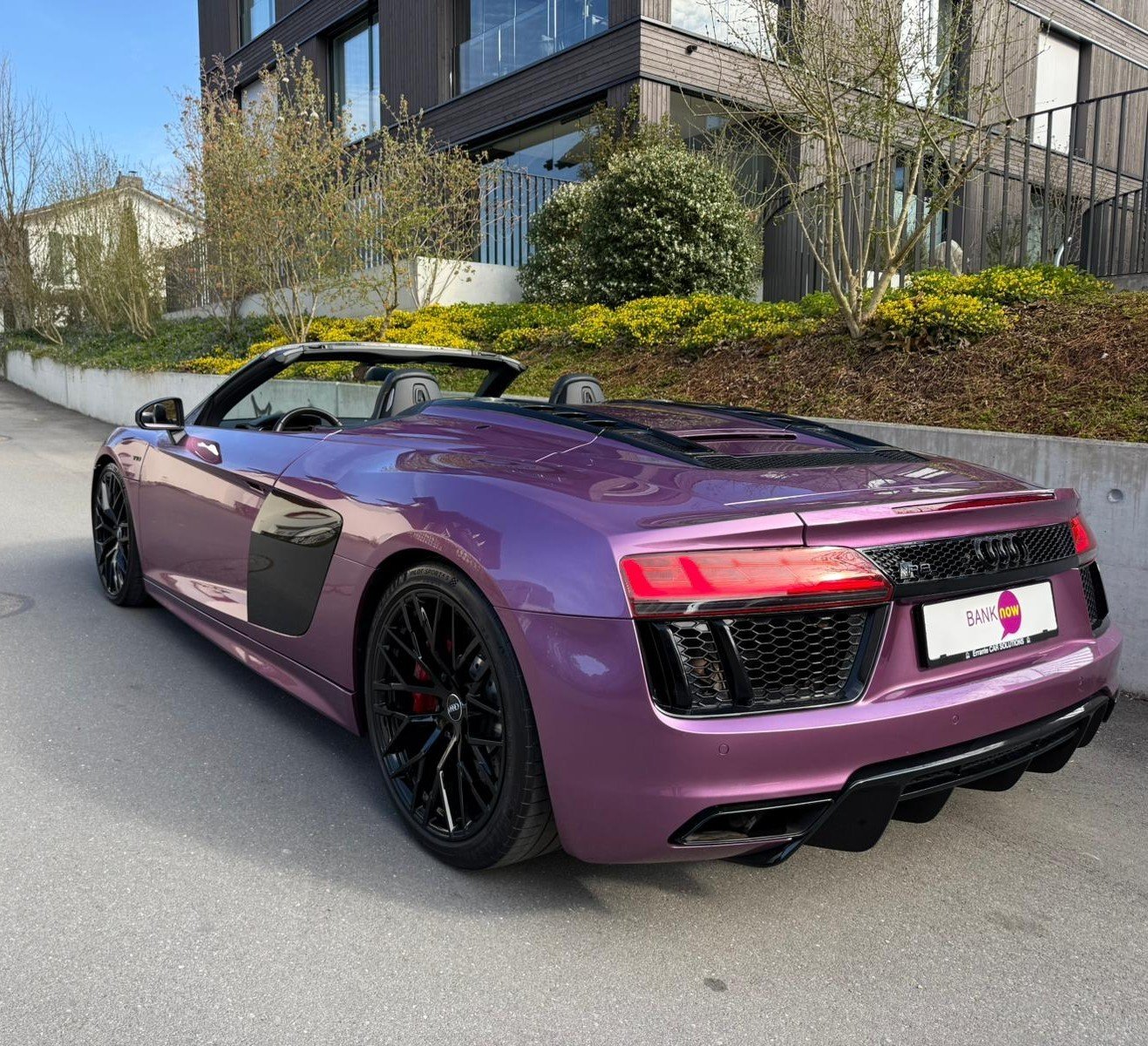 AUDI R8 Spyder 5.2 S-Tronic Quattro, Essence, Occasion / Utilisé, Automatique - 3