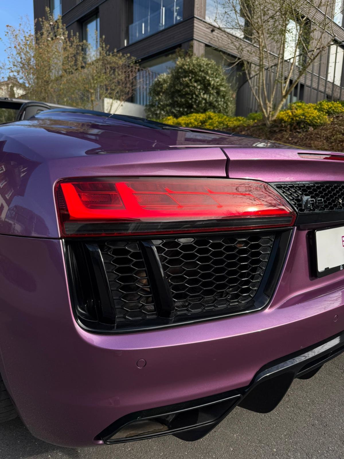 AUDI R8 Spyder 5.2 S-Tronic Quattro, Essence, Occasion / Utilisé, Automatique - 7