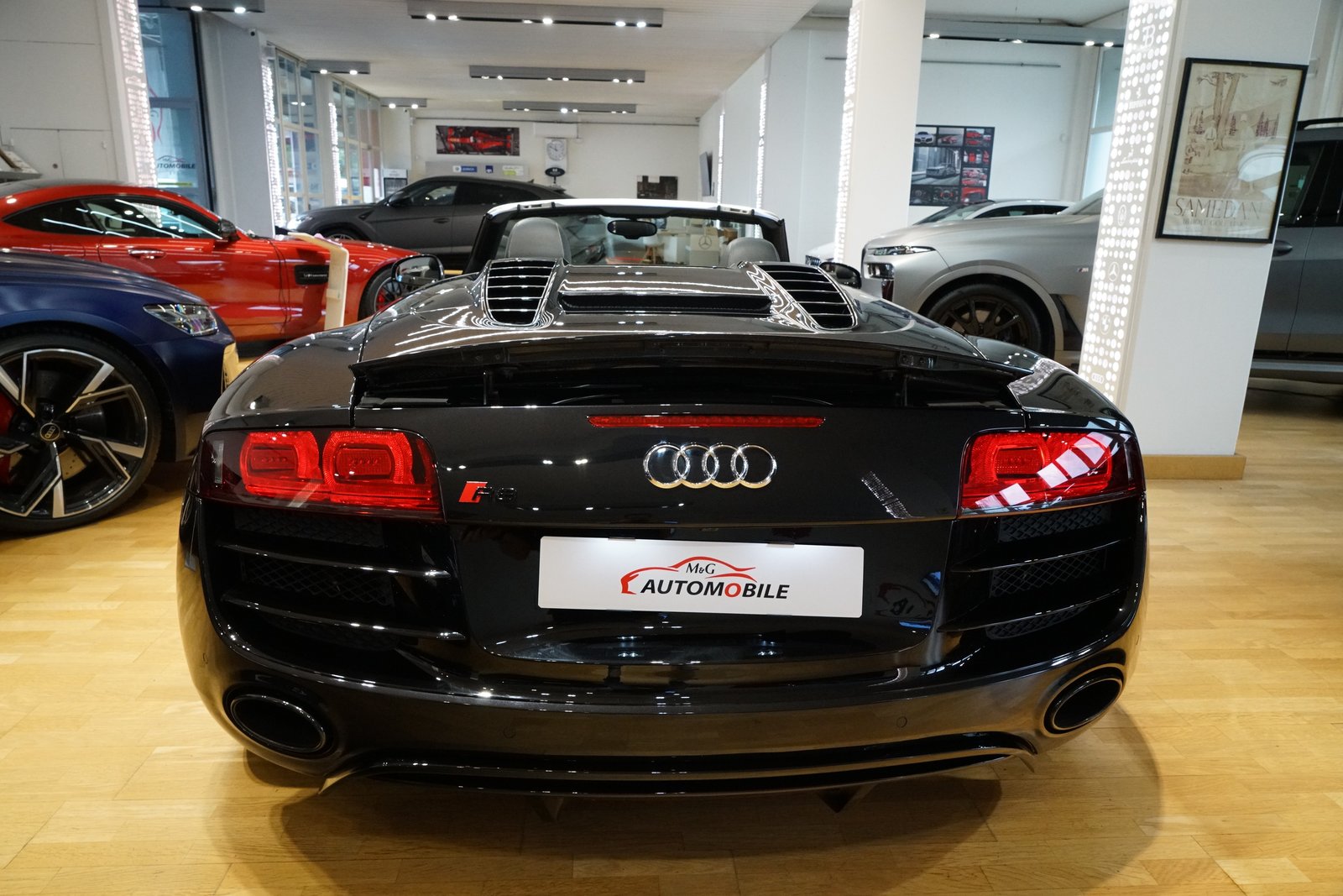 AUDI R8 Spyder 5.2, Benzina, Occasioni / Usate, Automatico - 5