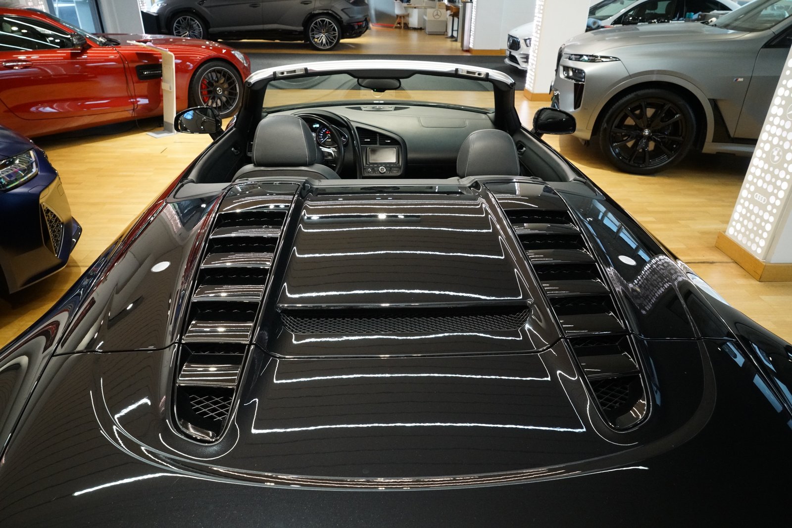 AUDI R8 Spyder 5.2, Benzina, Occasioni / Usate, Automatico - 7