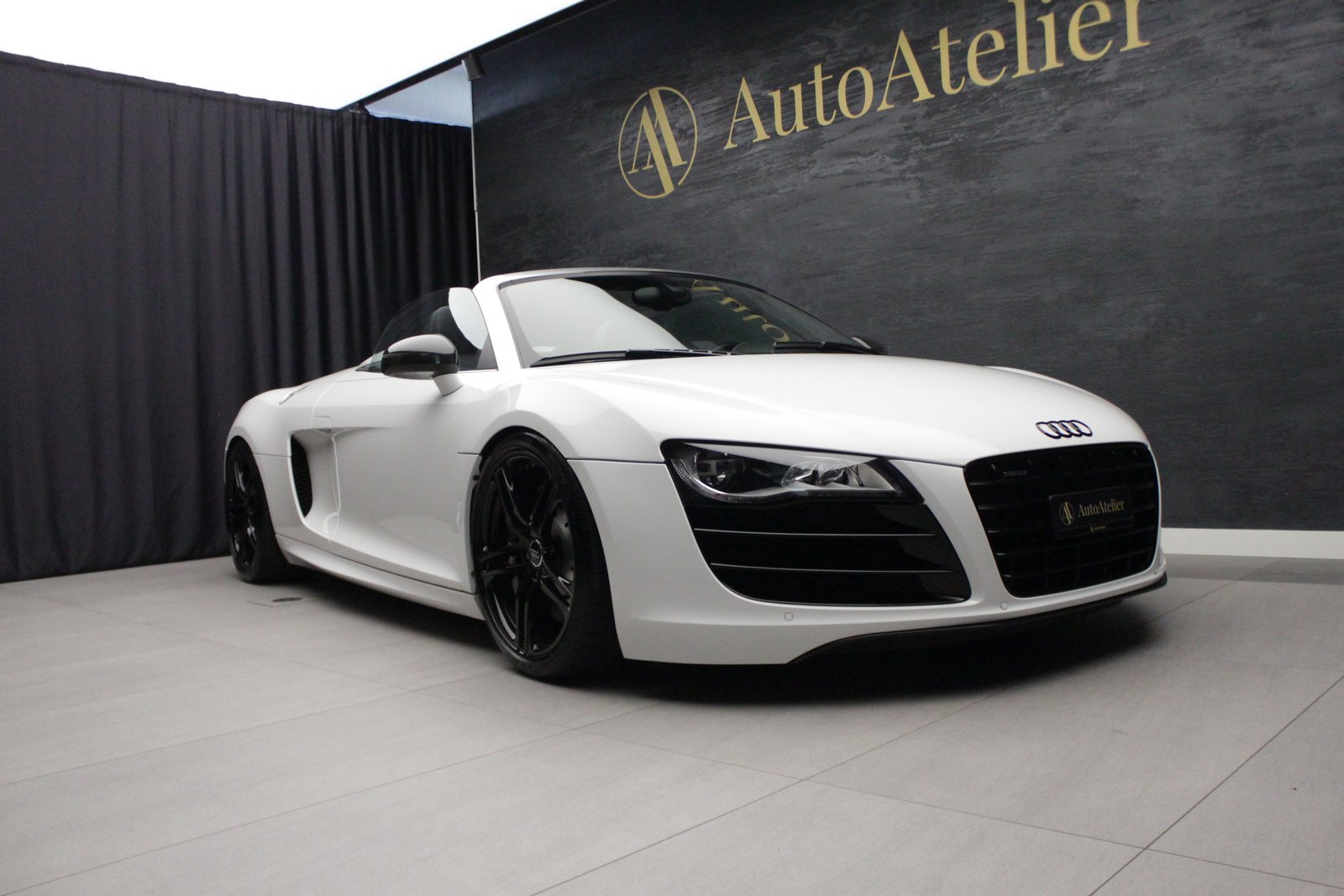 AUDI R8 Spyder 5.2 R-Tronic, Benzin, Occasion / Gebraucht, Automatik - 3