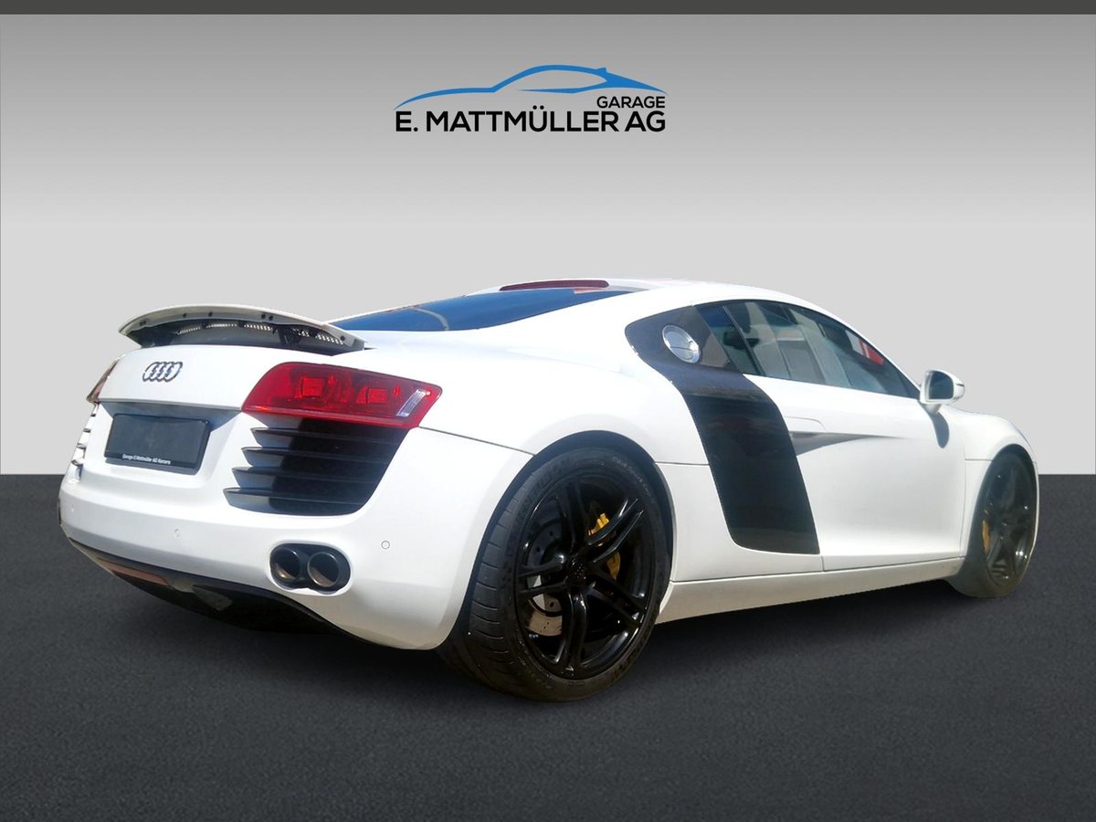 AUDI R8 Coupé 4.2 FSI V8 quattro, Petrol, Second hand / Used, Manual - 4