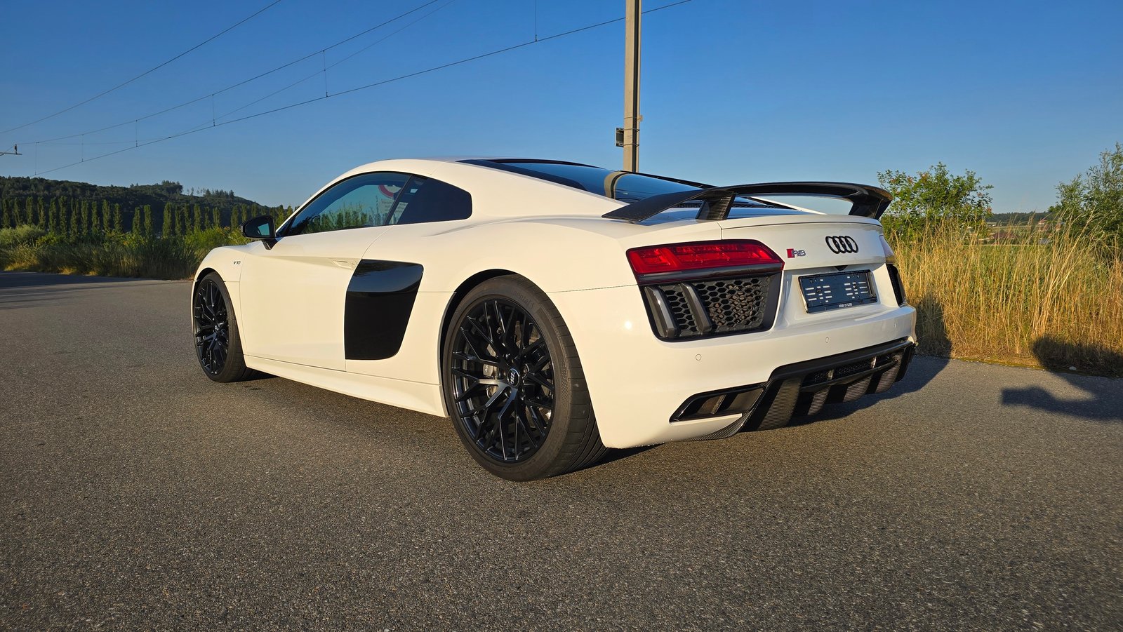 AUDI R8 Coupé 5.2 plus S-Tronic Carbon, Benzin, Occasion / Gebraucht, Automatik - 6