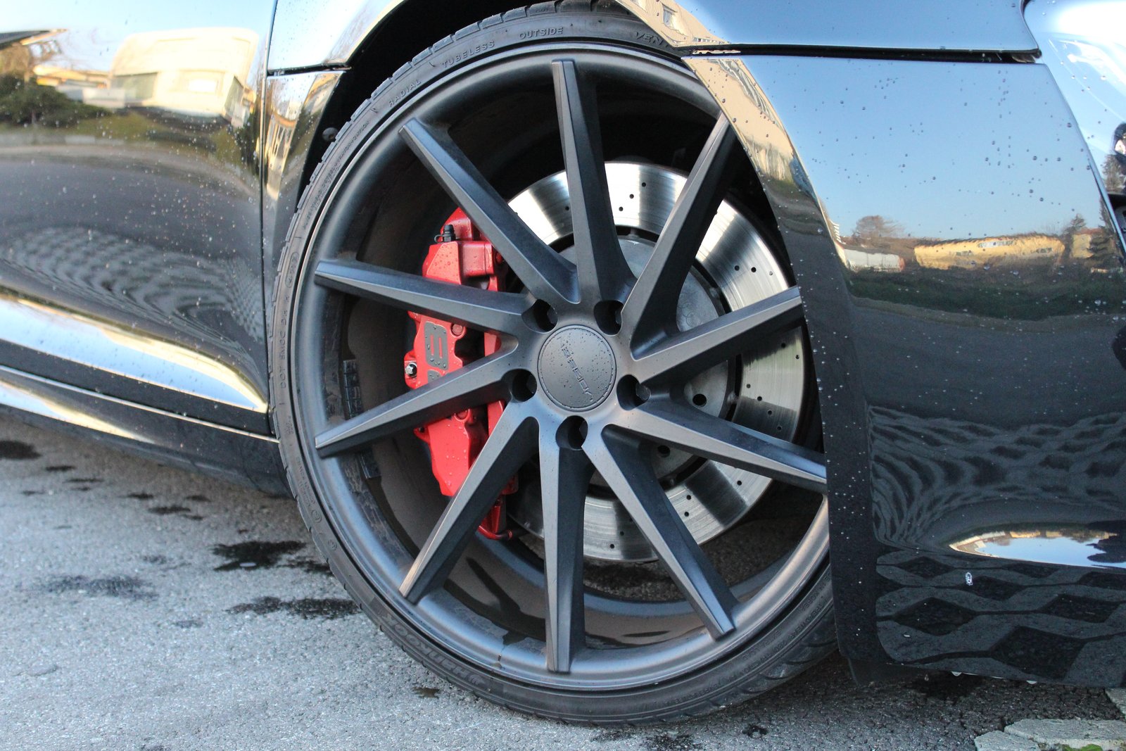 AUDI R8 Coupé 4.2 - "Sidebalde Carbone / Pack Complet Carbone / , Benzin, Occasion / Gebraucht, Automatik - 4