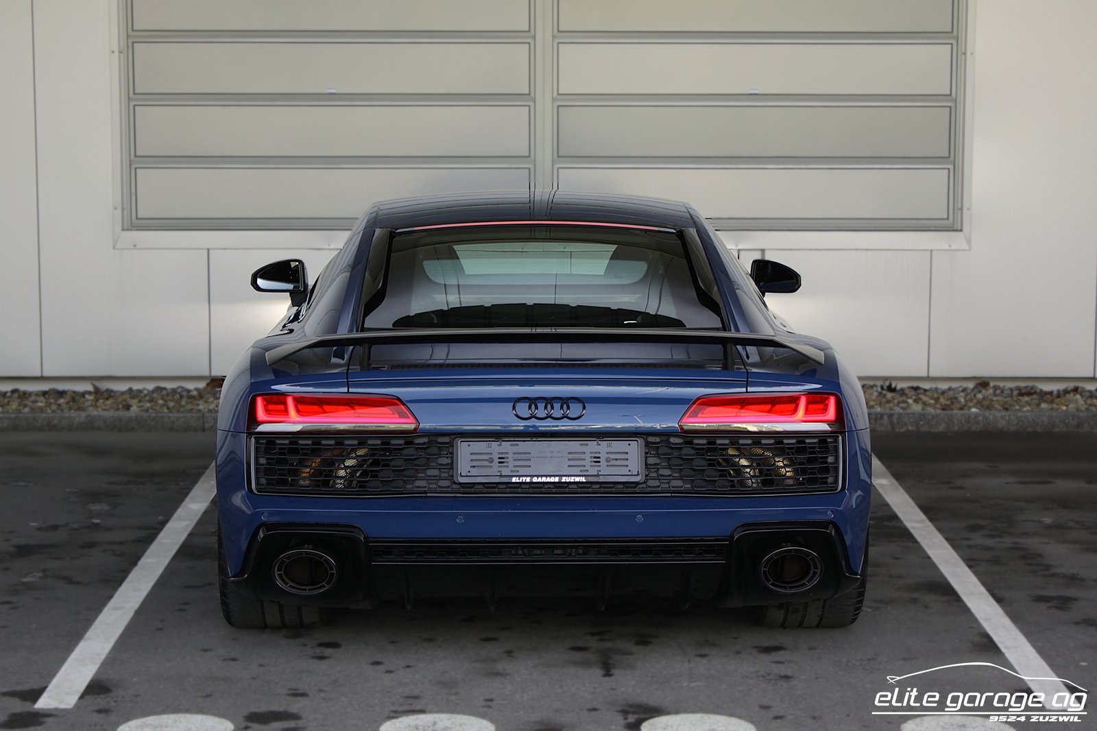 AUDI R8 Coupé performance S-Tronic DECENNIUM 142/222, Petrol, Second hand / Used, Automatic - 4
