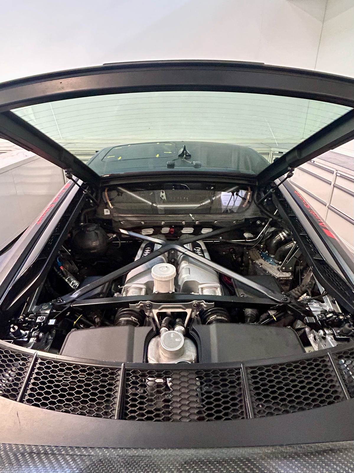 AUDI R8 Coupé LMS GT4, Petrol, Second hand / Used, Automatic - 7