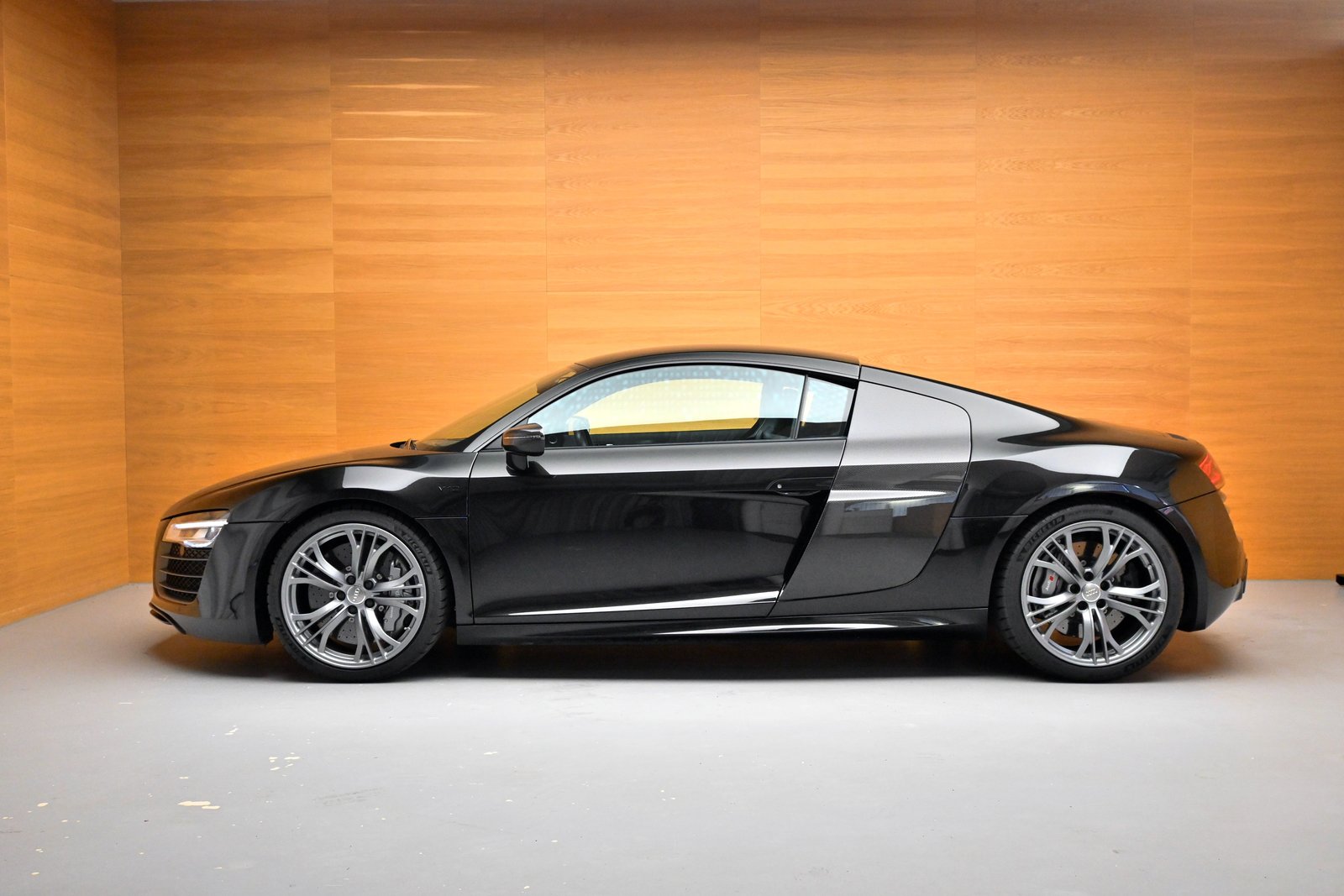 AUDI R8 plus Coupé 5.2 S-Tronic, Essence, Occasion / Utilisé, Automatique - 3