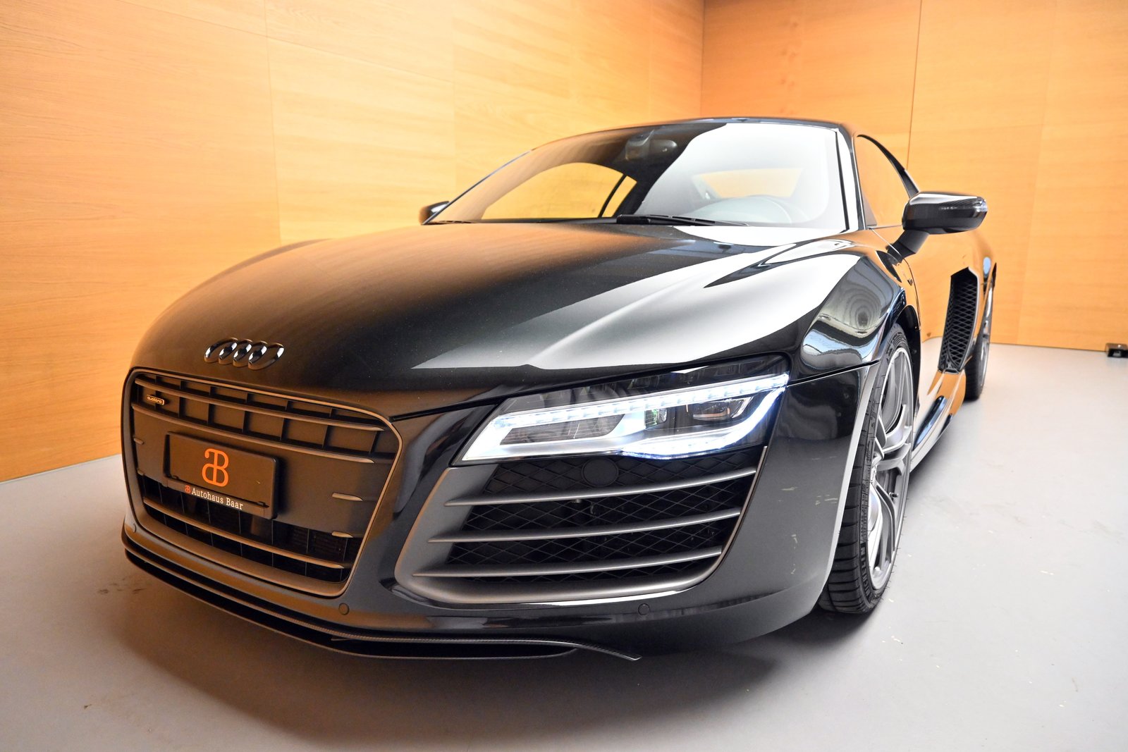 AUDI R8 plus Coupé 5.2 S-Tronic, Essence, Occasion / Utilisé, Automatique - 4