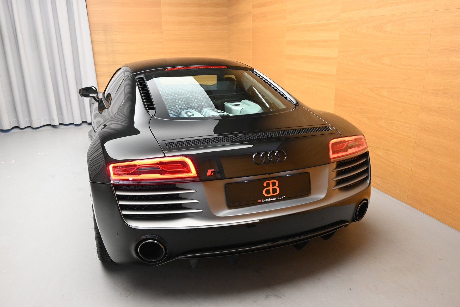 AUDI R8 plus Coupé 5.2 S-Tronic, Essence, Occasion / Utilisé, Automatique - 6