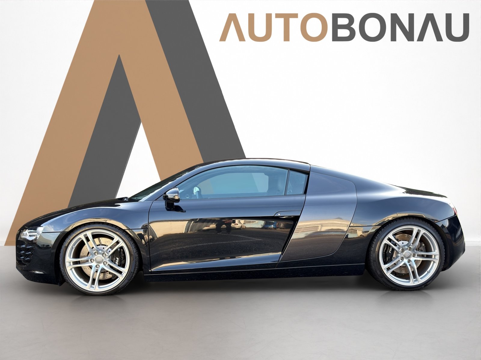 AUDI R8 Coupé 4.2, Benzina, Occasioni / Usate, Automatico - 2