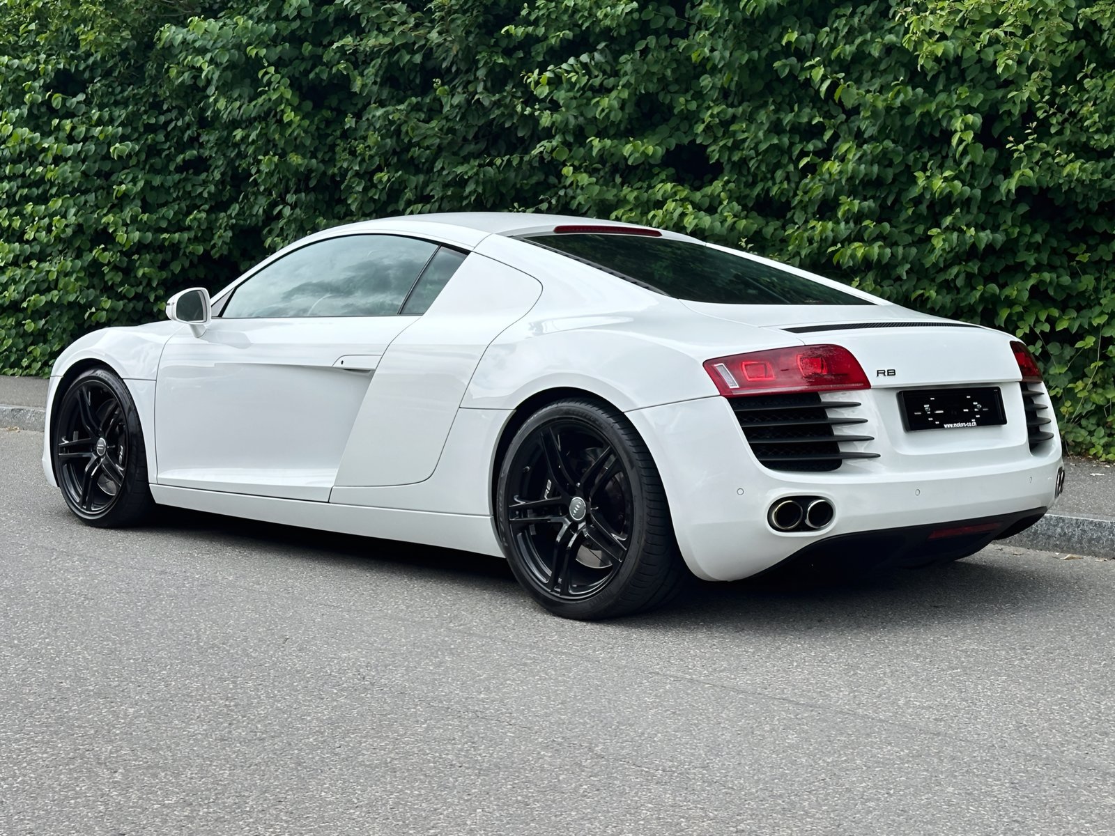 AUDI R8 Coupé 4.2, Benzin, Occasion / Gebraucht, Automatik - 4