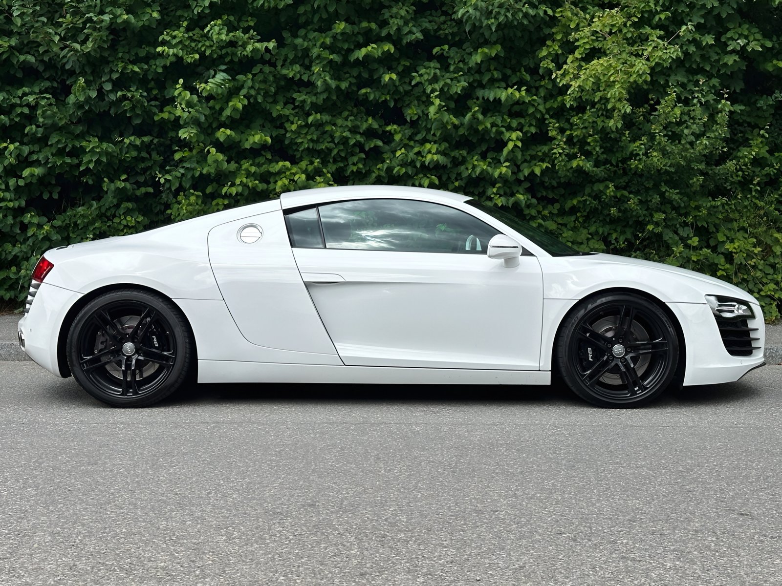 AUDI R8 Coupé 4.2, Benzin, Occasion / Gebraucht, Automatik - 6