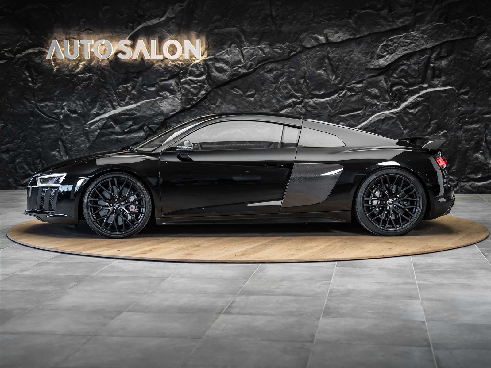 AUDI R8 Coupé 5.2 plus S-Tronic CH-Fahrzeug*Carbon*Keramik*, Petrol, Second hand / Used, Automatic - 3