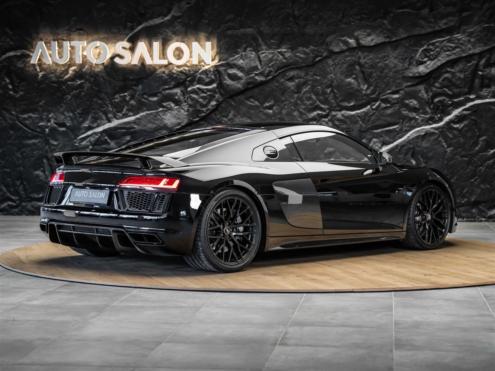AUDI R8 Coupé 5.2 plus S-Tronic CH-Fahrzeug*Carbon*Keramik*, Petrol, Second hand / Used, Automatic - 6