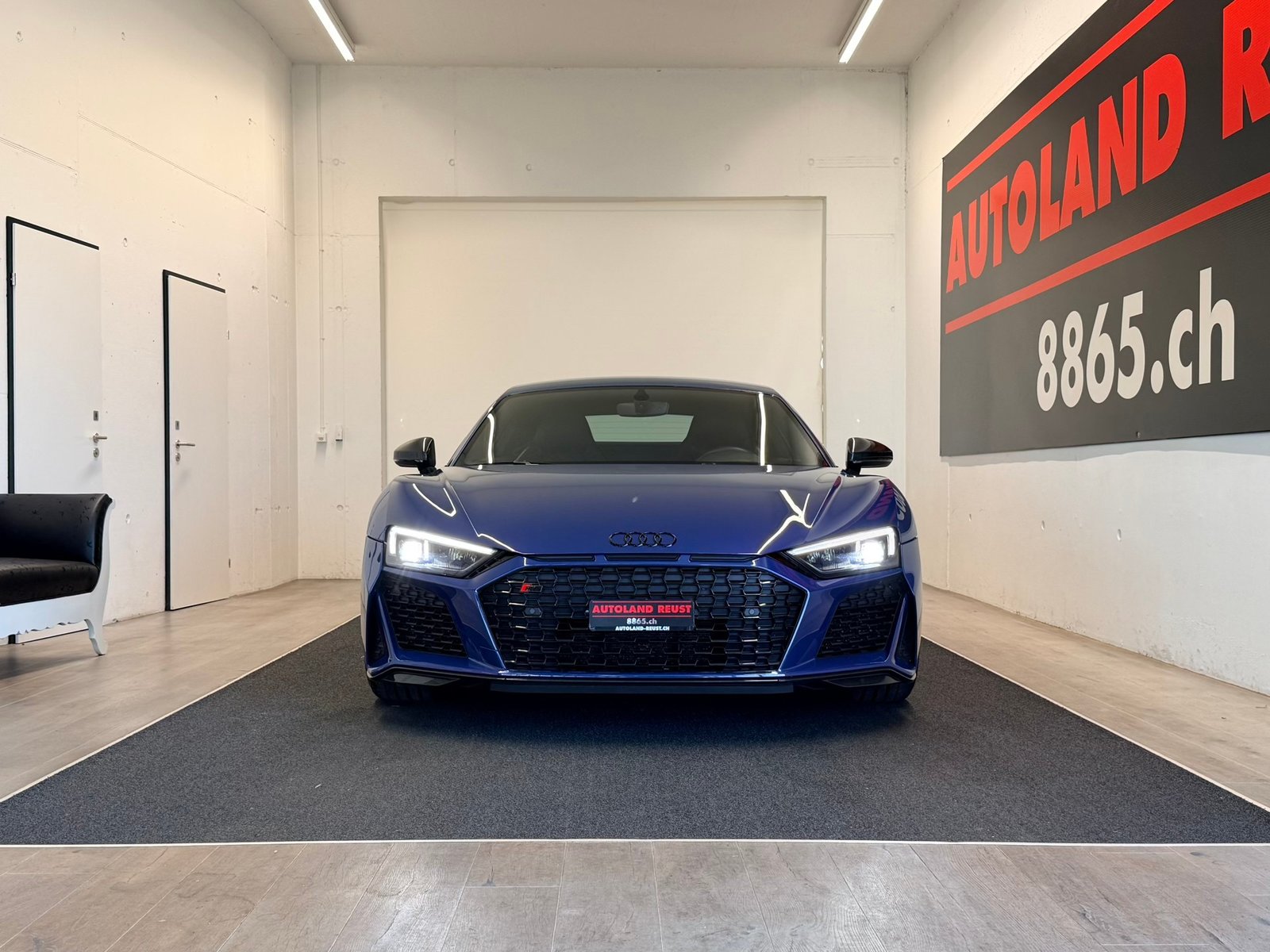 AUDI R8 Coupé performance S-Tronic, Petrol, Second hand / Used, Automatic - 2