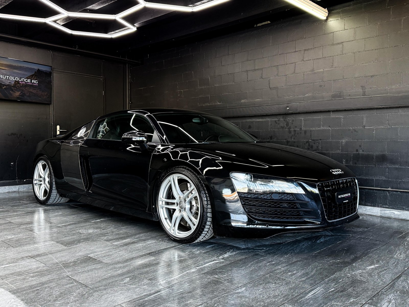AUDI R8 Coupé 4.2, Benzin, Occasion / Gebraucht, Handschaltung - 2