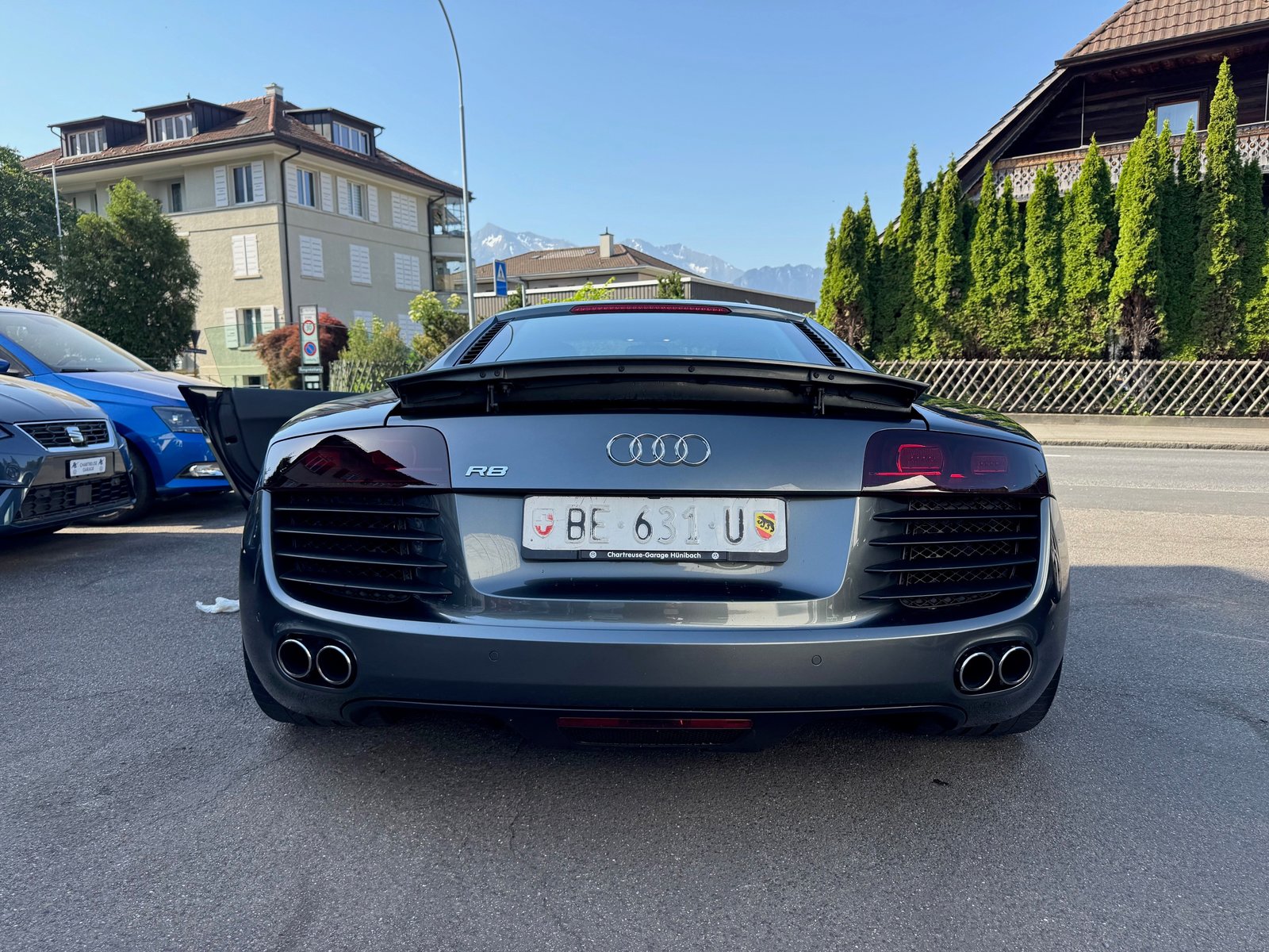 AUDI R8 Coupé 4.2, Benzin, Occasion / Gebraucht, Handschaltung - 7